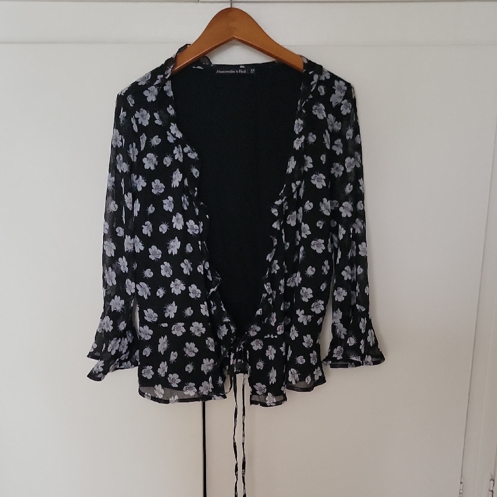 Abercombie & Fitch Floral Black Women's Top